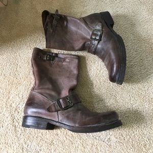 FRYE boots